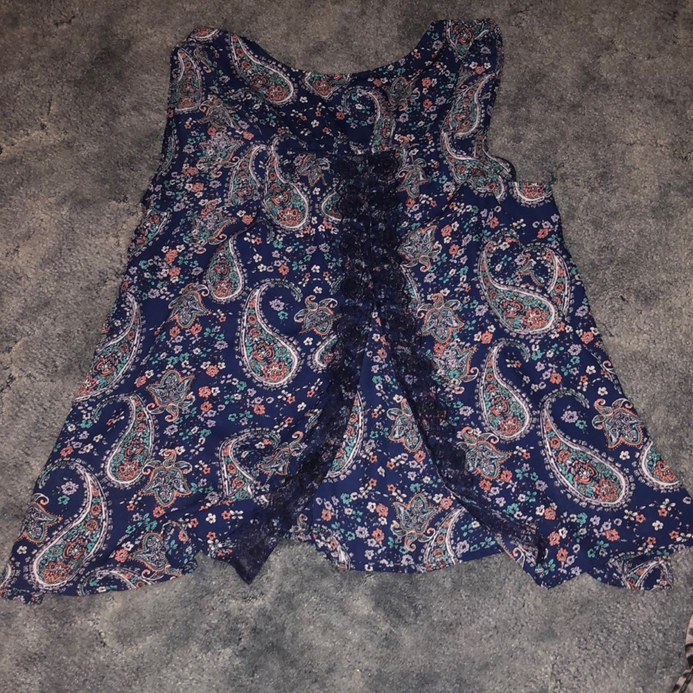 Shirt - Picture 2 of 2